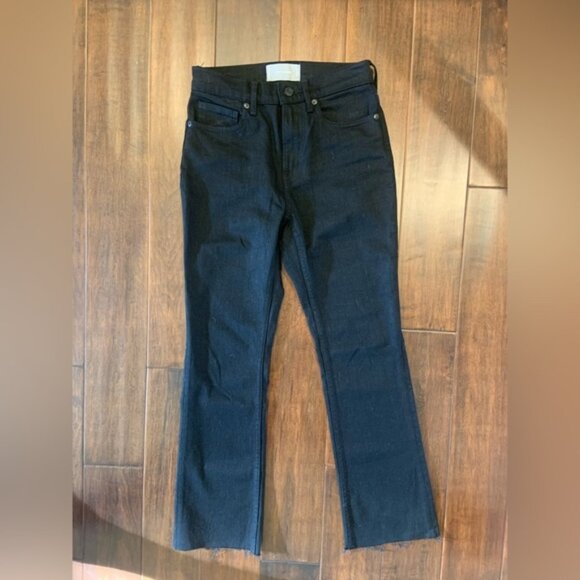 Everlane Denim - Everlane kick crop black. Size 24